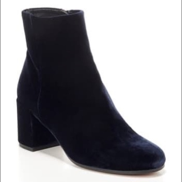 Vince Blakely Velvet Booties - Picture 1 of 5